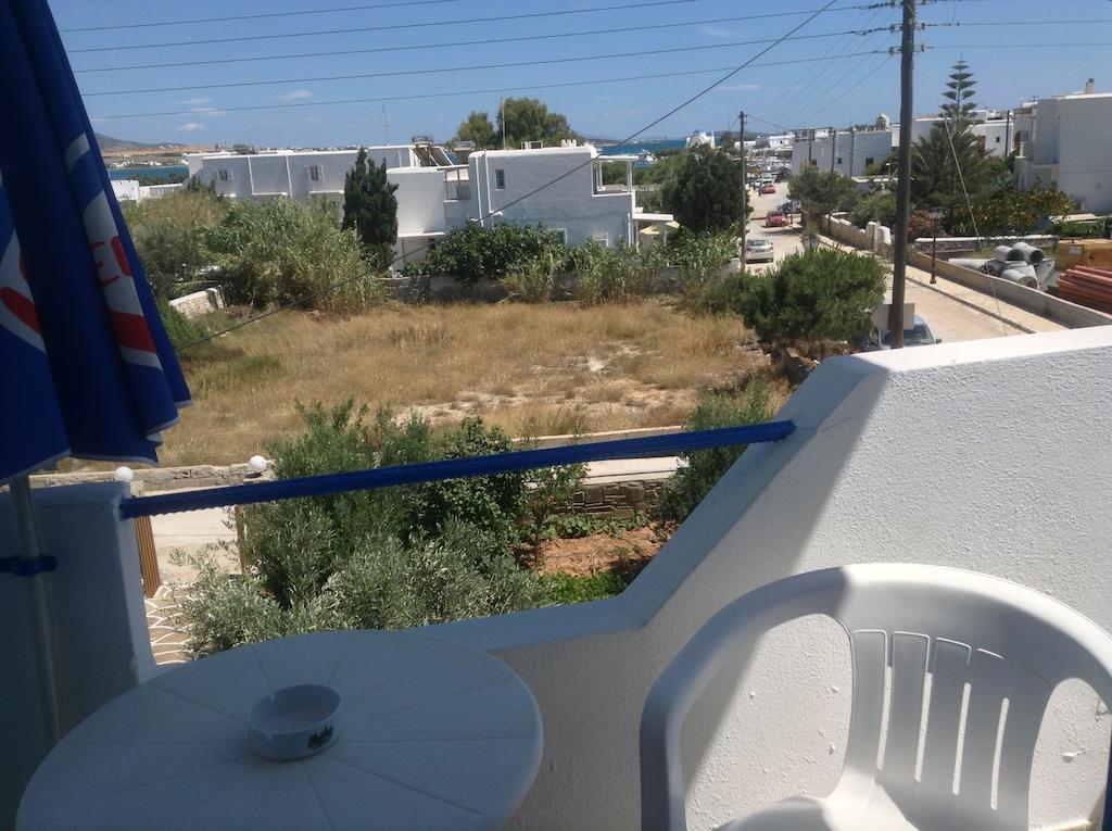 Rania Apartments Antiparos Exterior photo