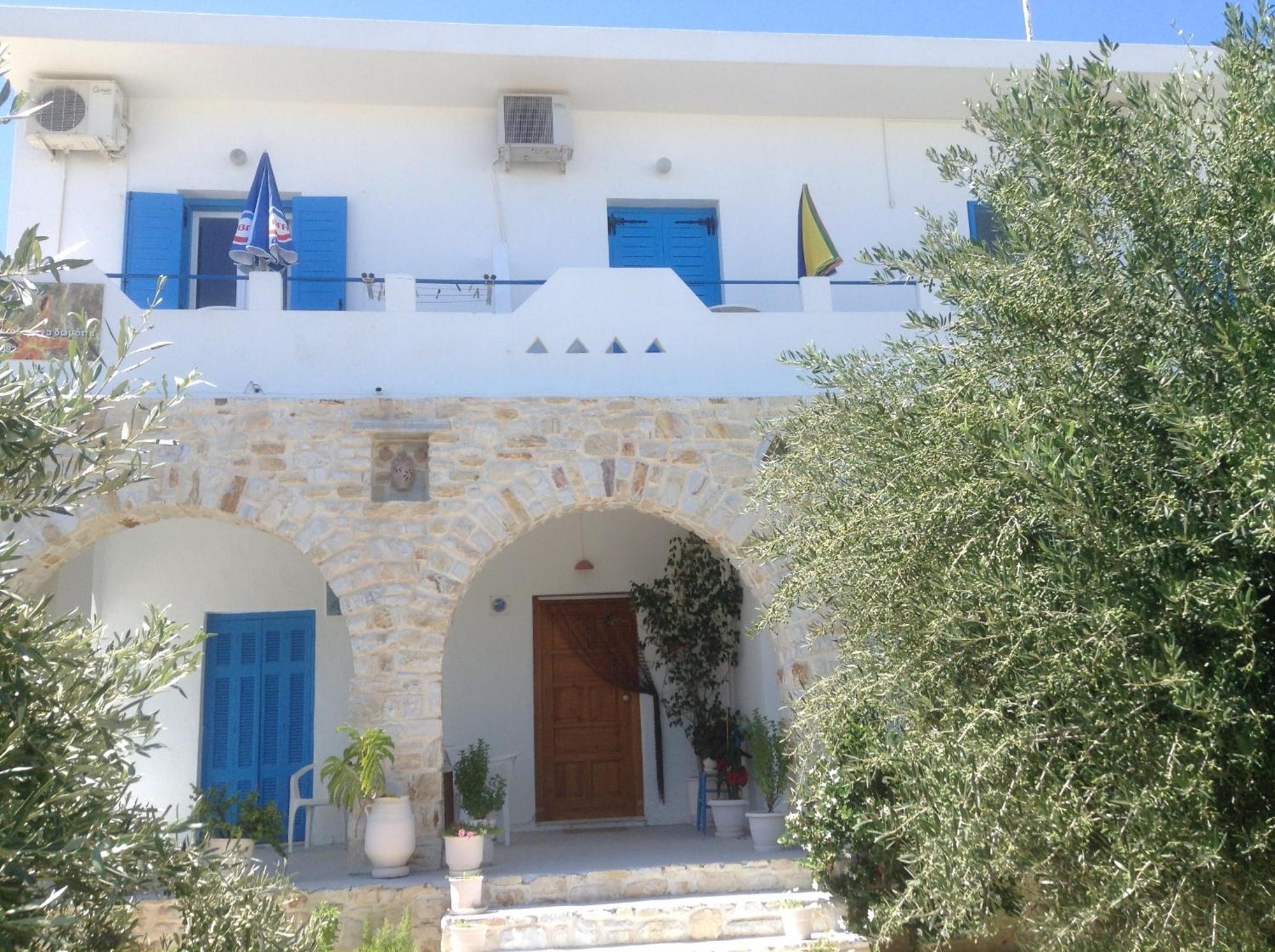 Rania Apartments Antiparos Exterior photo